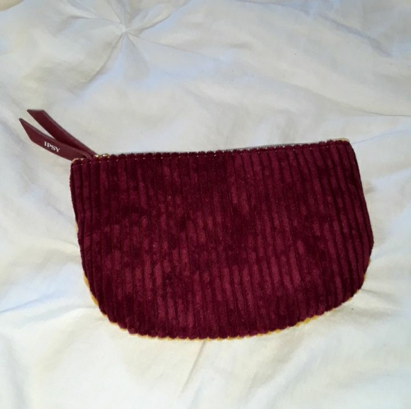 Ipsy bag - Picture 2 of 3